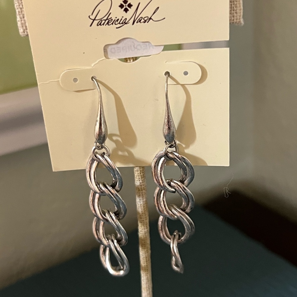 NWT Patricia Nash Silver Chain Drop Earrings #PNER